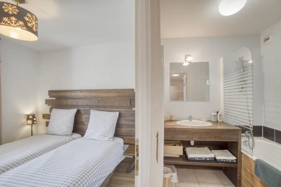 Duplex familial — Piscine intérieure